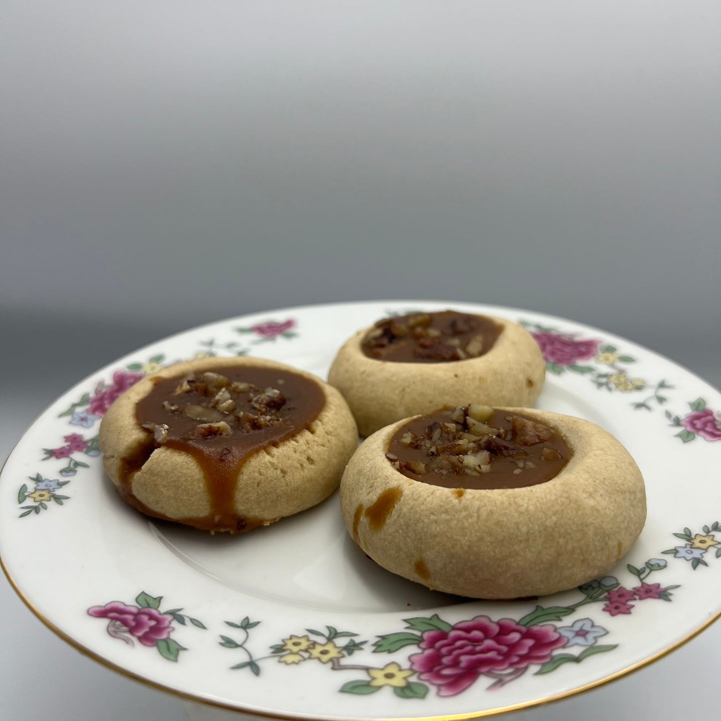 Caramel Pecan Butter Cookies